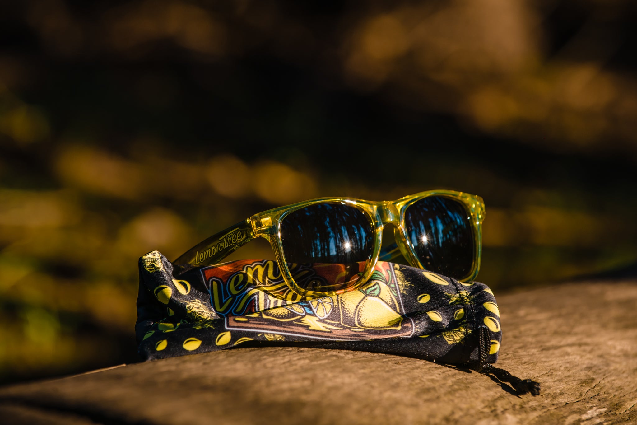 Lemon Tree x SUM Sunglasses - Lemon Yellow – Stay Up Movement display picture 1